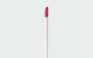 LIP GLOSS CARE