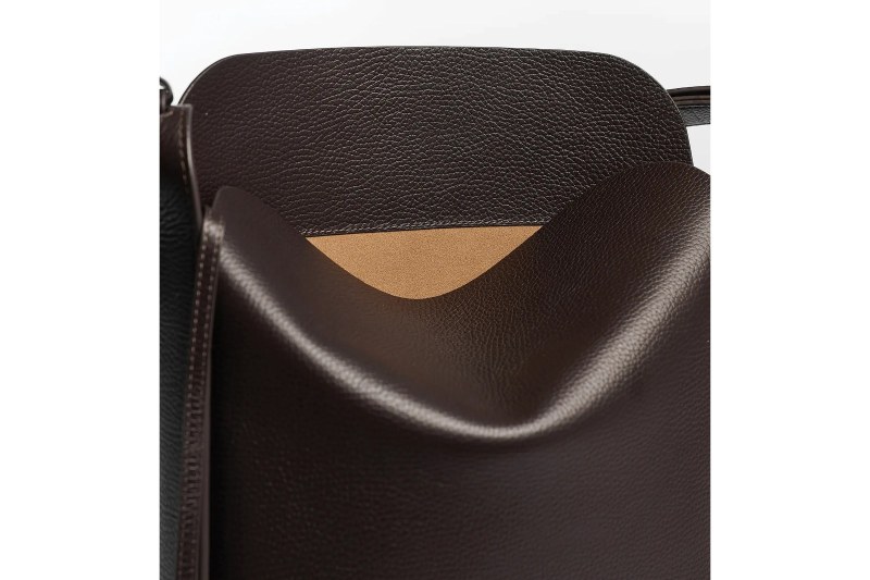 MARO DARK CHOCOLATE 