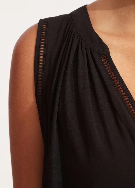 LADDER DETAIL DRESS