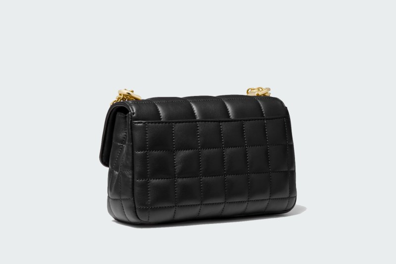 SOHO CHAIN SHOULDER BAG