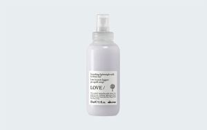 LIGHTWEIGHT MILK FOR FRIZZY HAIR