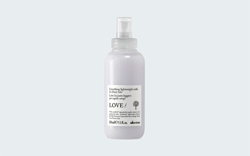LIGHTWEIGHT MILK FOR FRIZZY HAIR