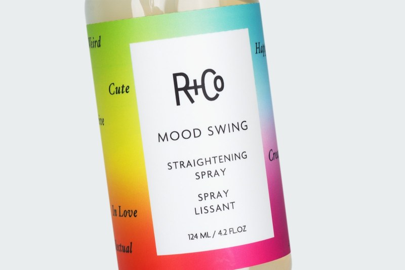 MOOD SWING STRAIGHTENING SPRAY