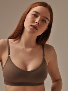 TOP WITH CUP