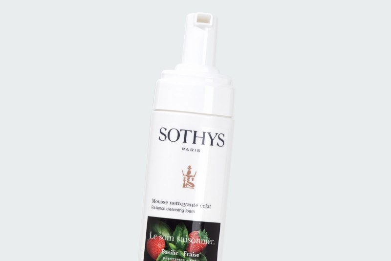 CLEANSING FOAM BASIL - STRAWBERRY