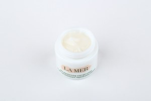 THE MOISTURIZING GEL CREAM