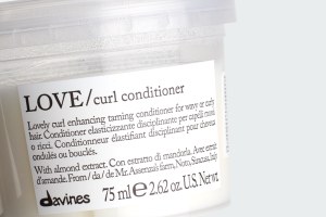 LOVE CURL CONDITIONER
