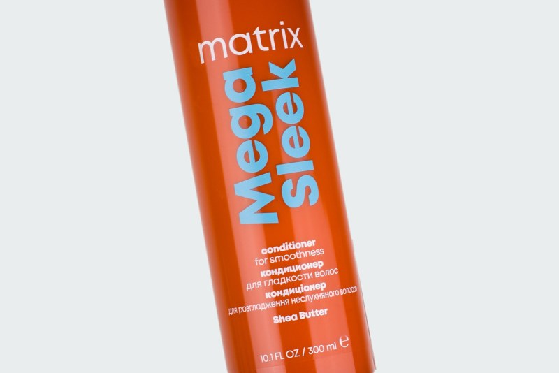 MEGA SLEEK CONDITIONER