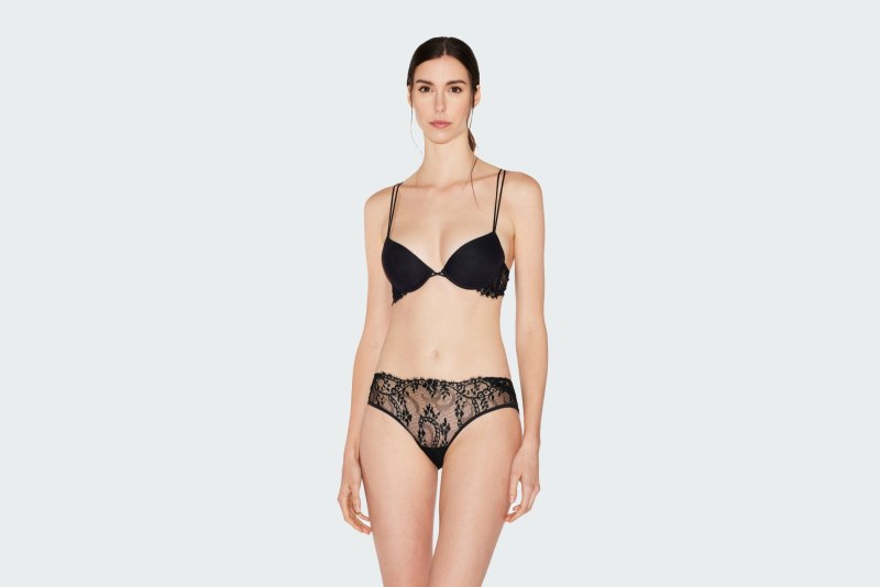 BRA PUSH-UP