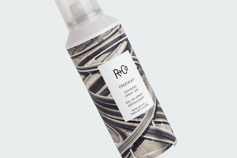 FREEWAY DEFINING SPRAY GEL