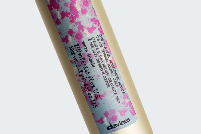 MORE INSIDE CURL MOISTURIZING MOUSSE