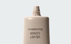 VELVET COVER FOUNDATION