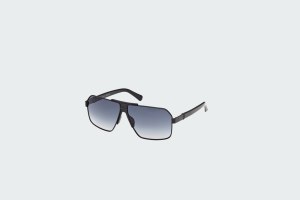 GUS 00305 01W 64 [160457]