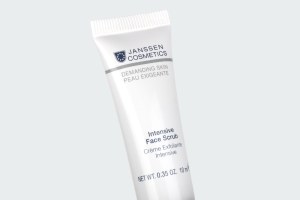 INTENSIVE FACE SCRUB