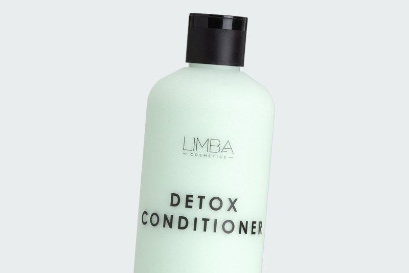 DETOX DETANGLING CONDITIONER