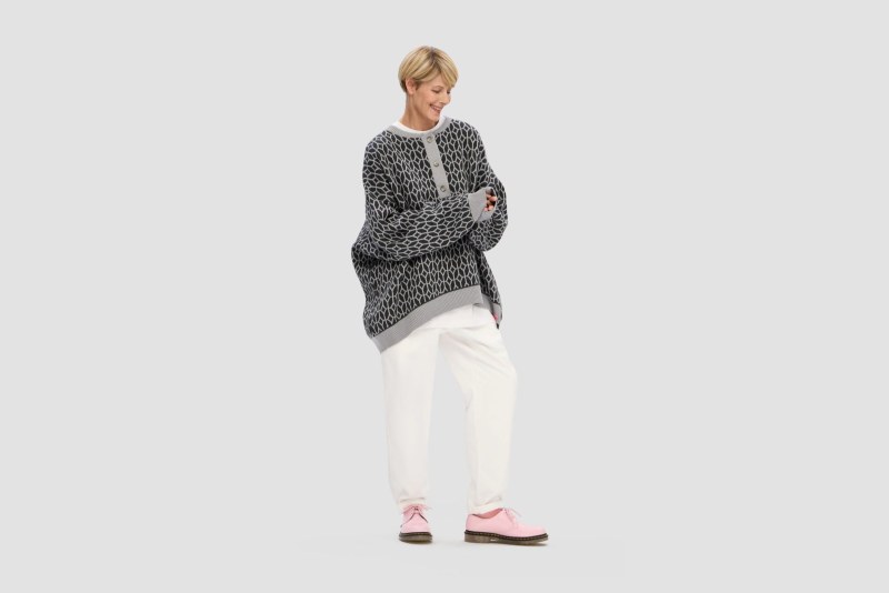 SWEATER POLO PATTERN GRAPHITE