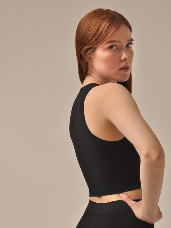 TOP HALTER NECK