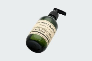 BLACK VETIVER & AMBER