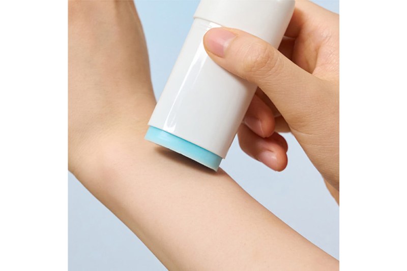 HYALU-CICA SILKY-FIT SUN STICK SPF50+ PA++++