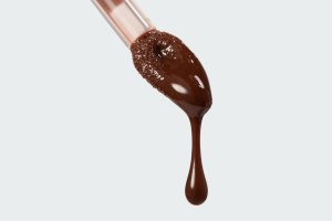 LIP OIL 