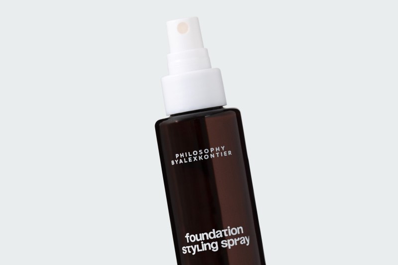 FOUNDATION STYLING SPRAY