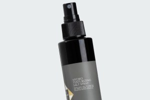 HYDRO TEXTURIZING SAlT SPRAY 