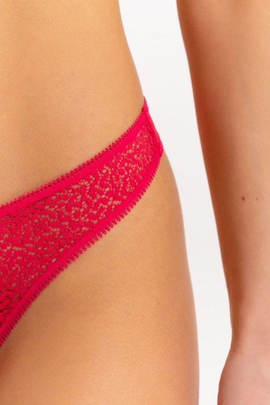 MODERN LACE THONG