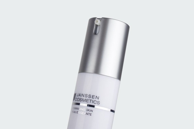 LIGHT TIGHTENING CREAM