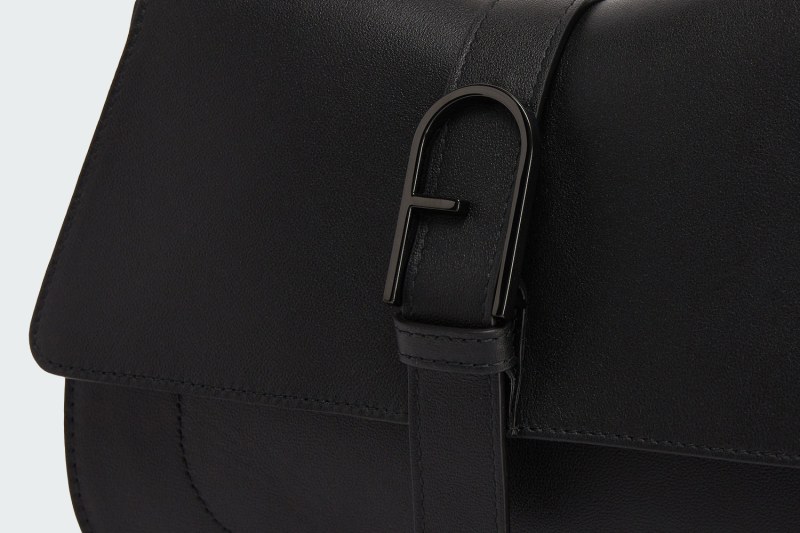 FLOW M TOP HANDLE