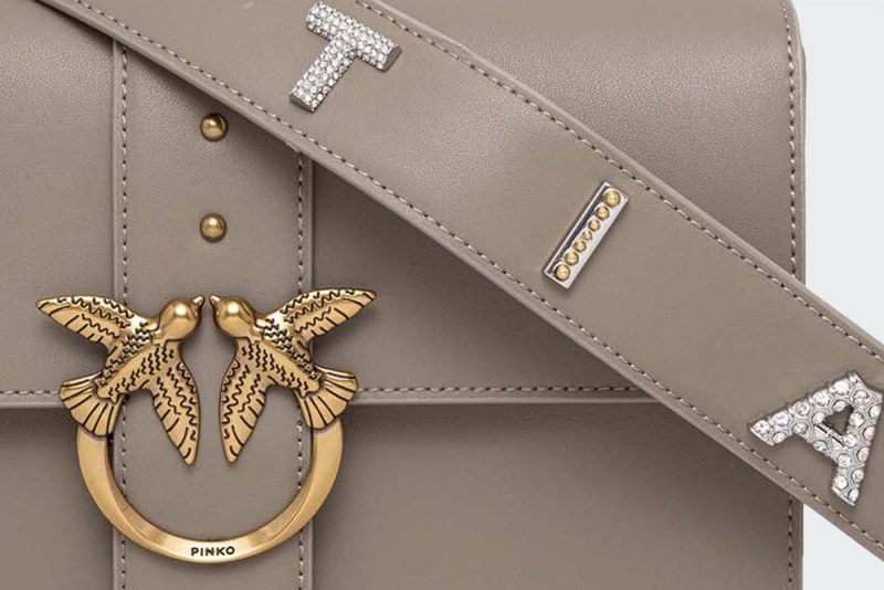 CLASSIC LOVE BAG ONE