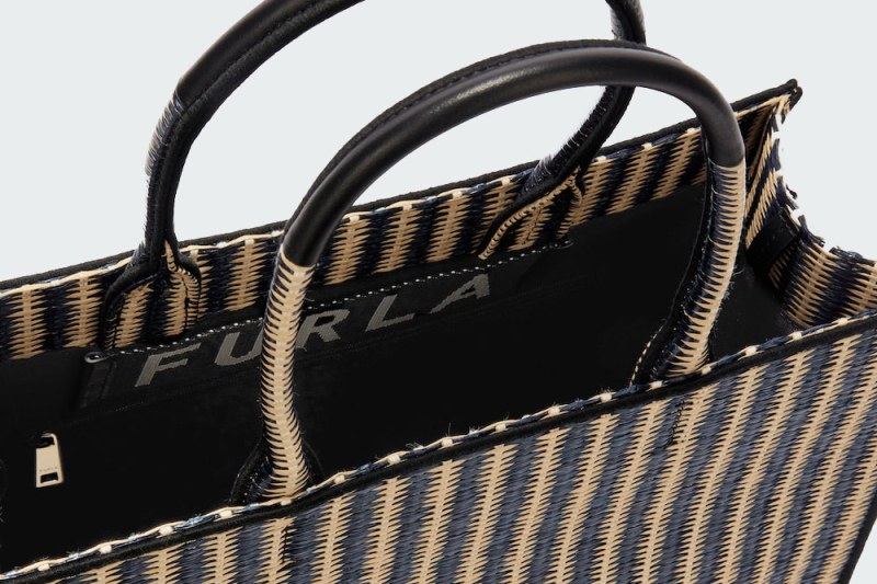 OPPORTUNITY L TOTE