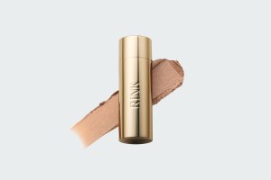 ILLUMINATING MULTI-USE BALM HIGHLIGHTER STICK 