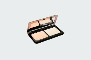 COMPACT POWDER