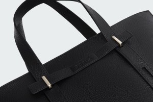 GIOVE M TOTE