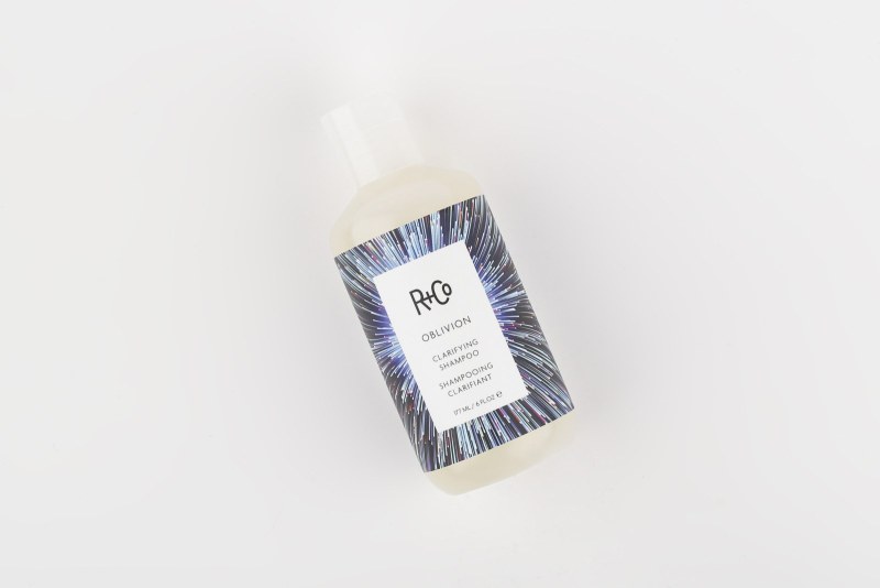 OBLIVION CLARIFYING SHAMPOO