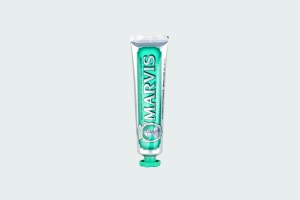 CLASSIC STRONG MINT