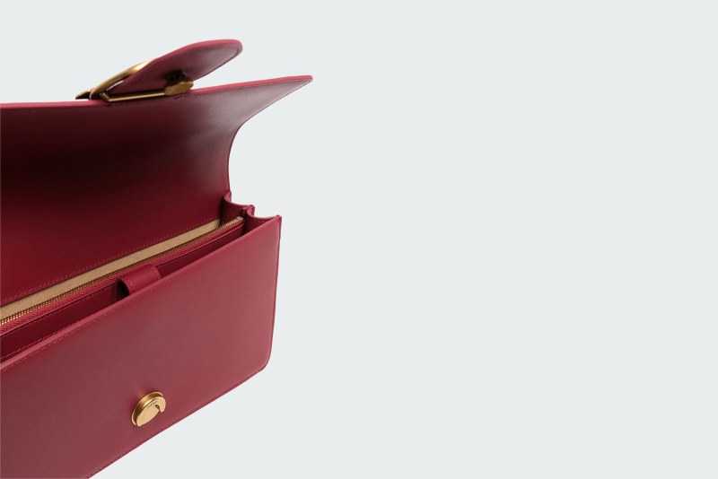 CLASSIC LOVE BAG ONE SIMPLY