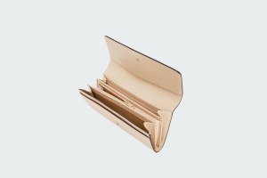 CAMELIA CONTINENTAL WALLET
