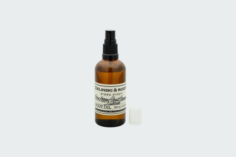 PINK PEPPER, ELEMI, CINNAMON, LEATHER