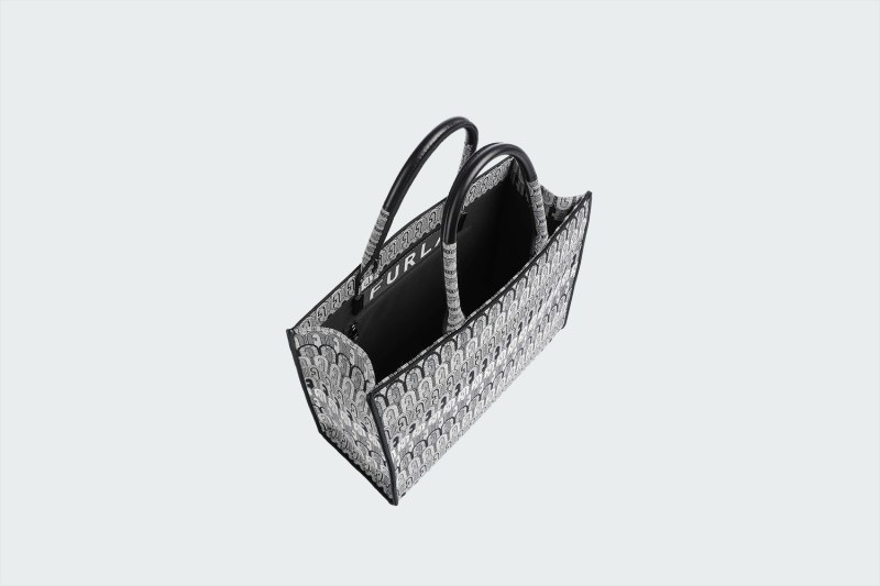 OPPORTUNITY L TOTE