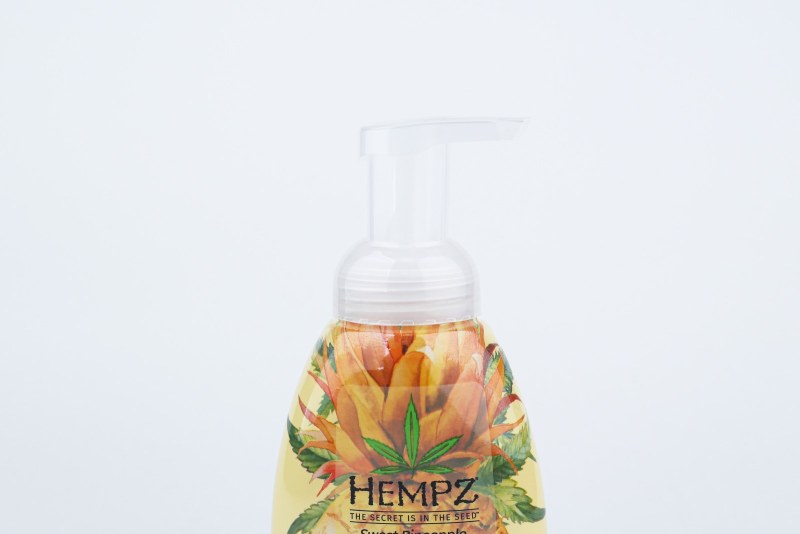 SWEET PINEAPPLE & HONEY MELON HERBAL FOAMING HAND WASH