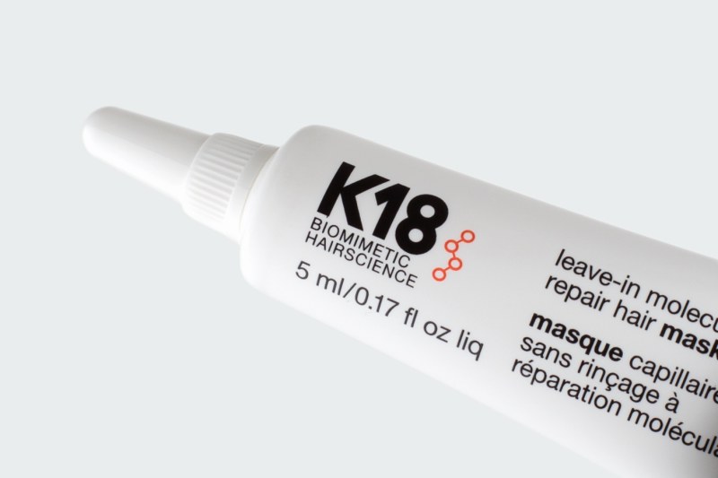 LEAVE-IN MOLECULAR REPAIR HAIR MASK