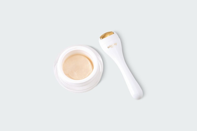 SISLEYA L'INTEGRAL ANTI-AGE EYE AND LIP CONTOUR CREAM