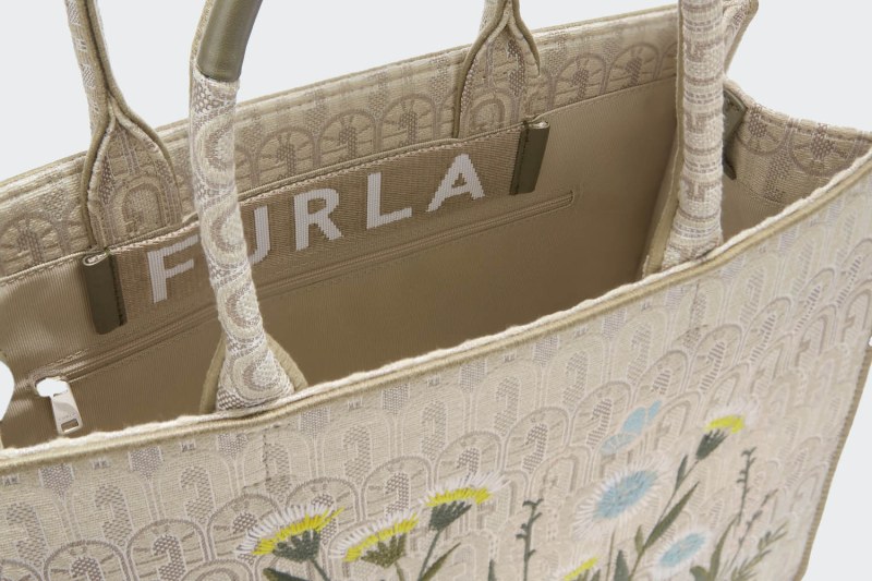 OPPORTUNITY L TOTE