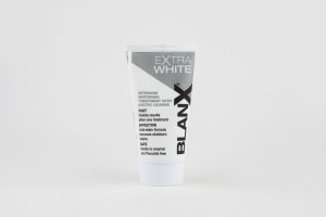 EXTRA WHITE 