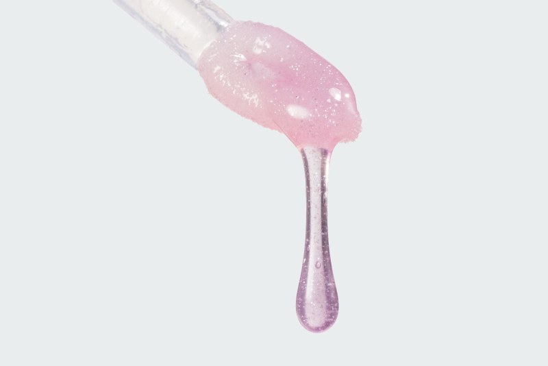 LIP OIL 