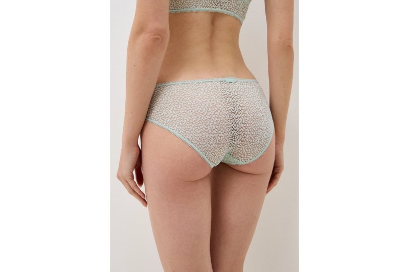 MODERN LACE