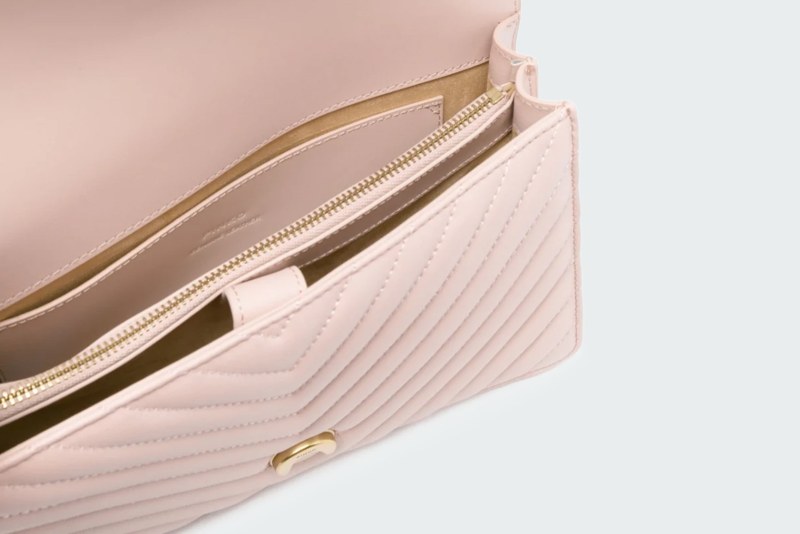 CLASSIC LOVE BAG ONE CHEVRON