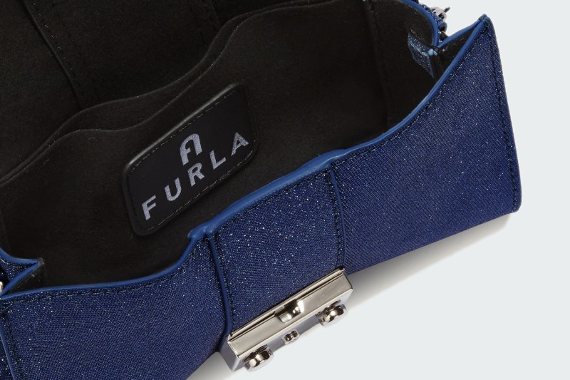 METROPOLIS S SHOULDER BAG REMIX