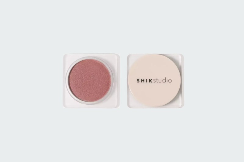 CRIMSON BLUSH 